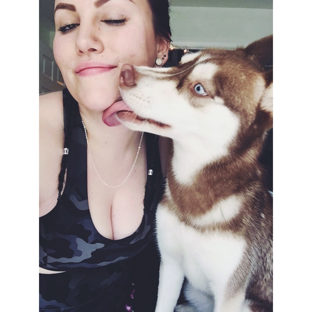 Meet your Posher, Leana